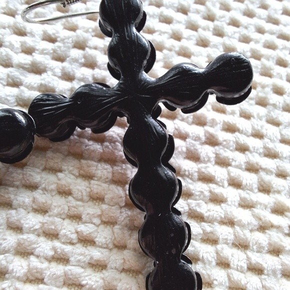 Black Metal Rose Cross Goth Punk Grunge Large Dangle Earrings Y2K Era - Picture 7 of 7
